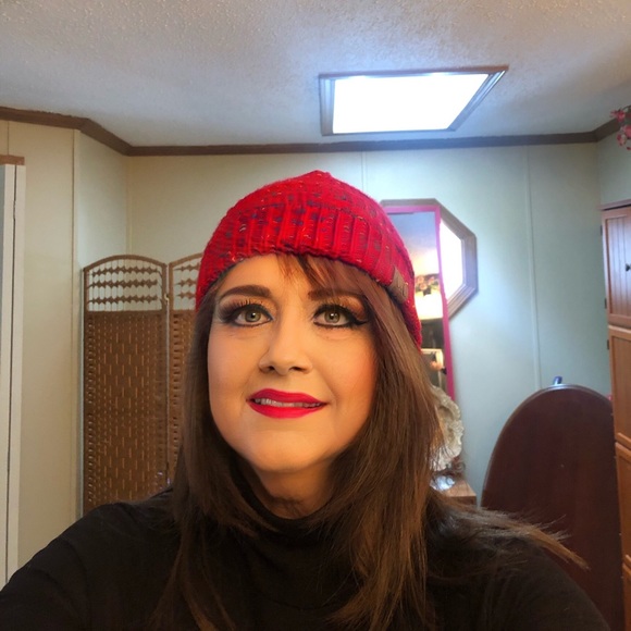 🌹Meet your Posher, Kelly - Picture 8 of 15